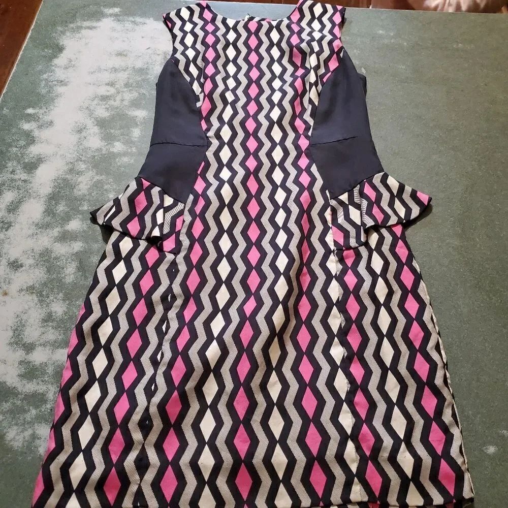 Milly of New York geometric silk pink,black&grey dress sz 4